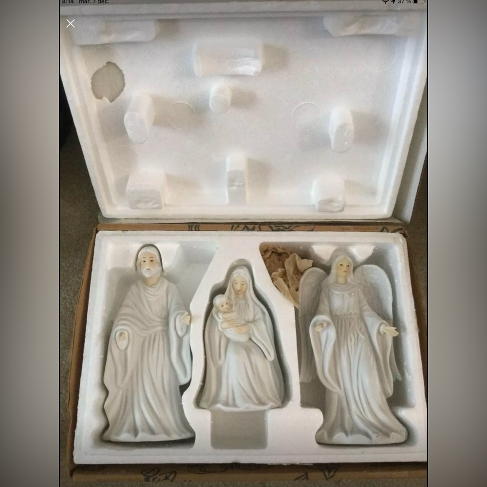 Christmas Around The World House of Lloyd Vintage 1995 Holy Family Nativity 9"